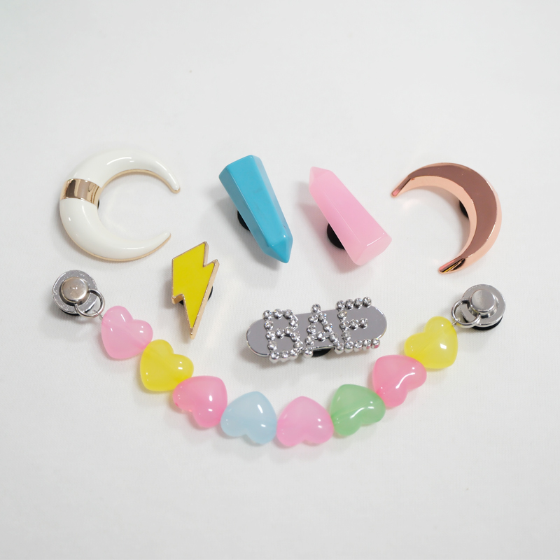 High-End Crocs Accessories, Shoe Charms, Metal Lightning Moon Chain Shoe Decorations, Suitable for Crocs/Cross