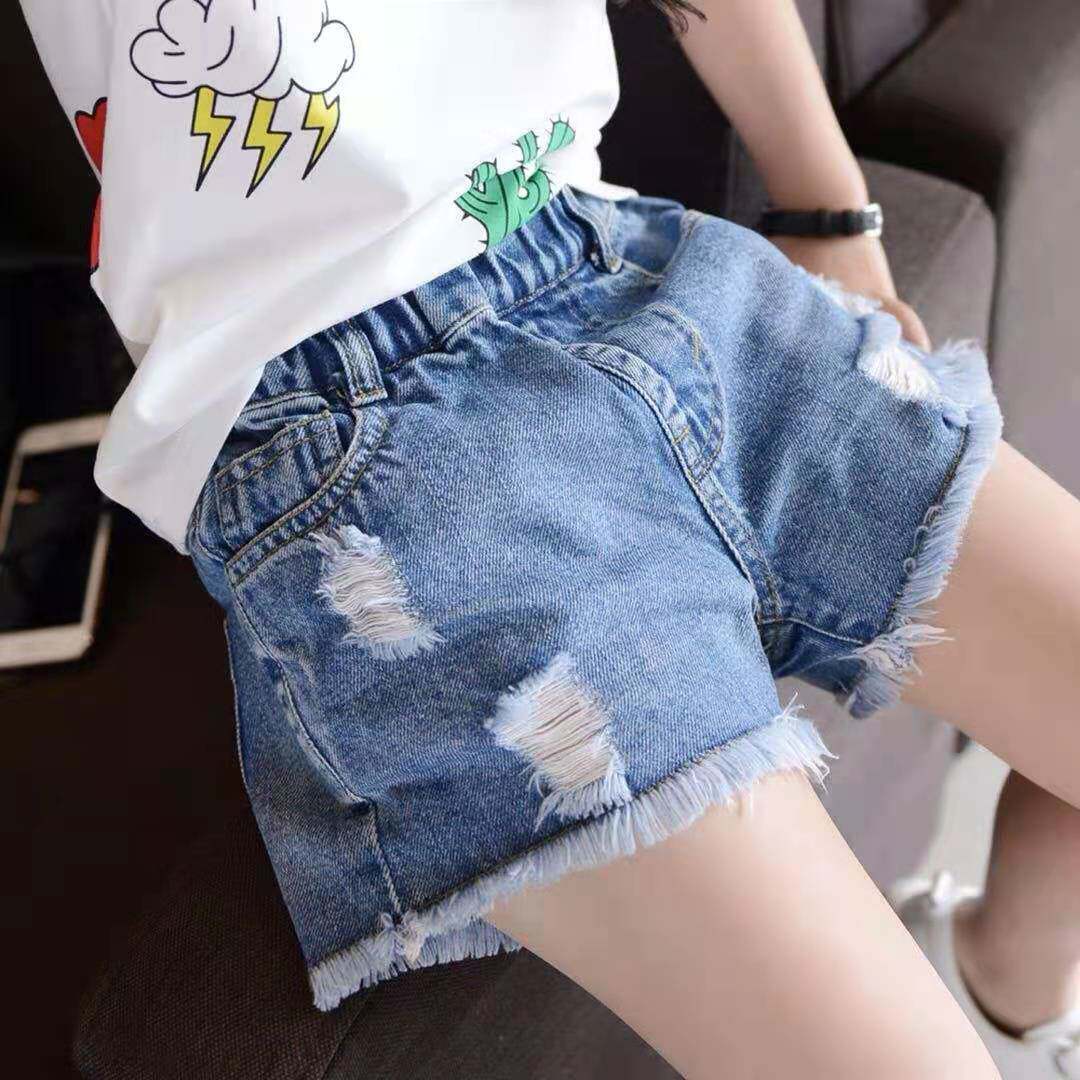 2021 new summer girls' ripped denim shorts children's Korean version high waist loose hot pants thin big children's pants