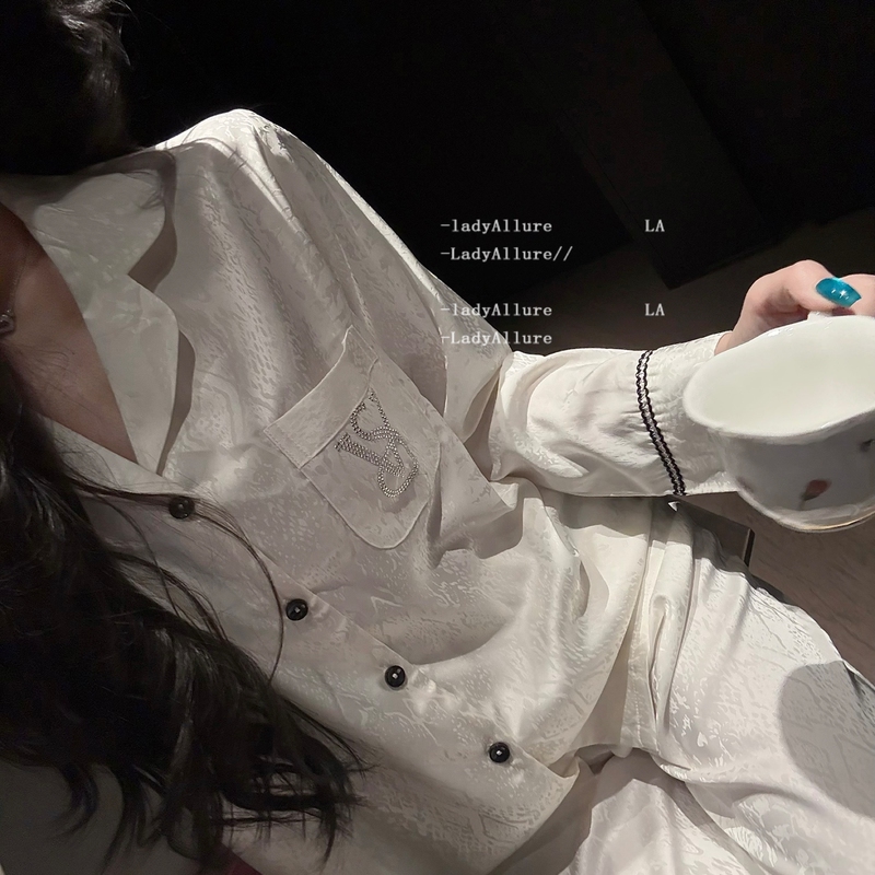 Ice Silk Women's Pajamas Autumn and Winter French Simple Sweet Exquisite Luxury Rhinestone Couple Thin Home Wear Set