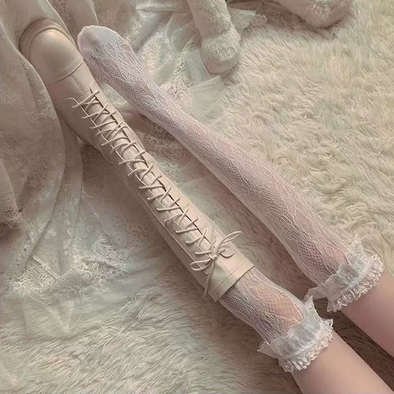 Лаковые милые высокие сапоги, белые ретро колготки до колена, стиль Лолита, средней длины