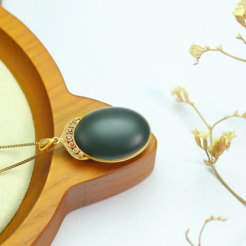 Huzi Ge Jewelry Hetian Jade Pendant