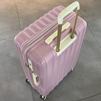 Розово-фиолетовый, сиреневый