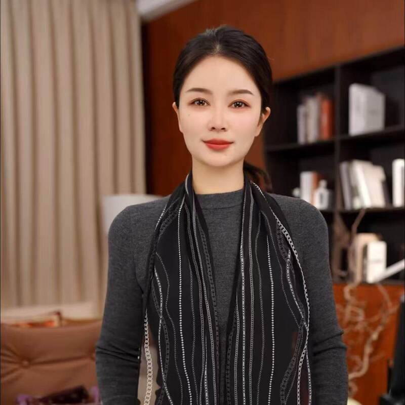 【Black Chain】Cool-Toned Style | Small Scarf with Hand-Rolled Edges, Long Chiffon Ribbon, Narrow Silk Scarf