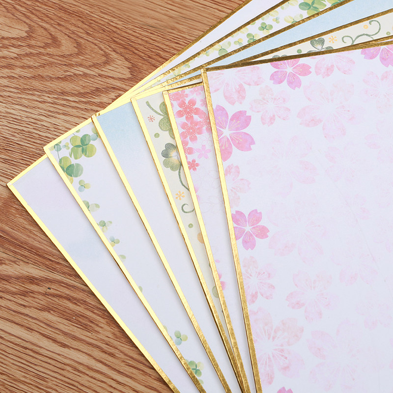 日本のシンクロナイズドフラワー＆ハート型サインボード、四つ葉のクローバー手描きボード、桜色紙（画用紙）など、アニメコンベンションでサボるのに欠かせないアイテムです。