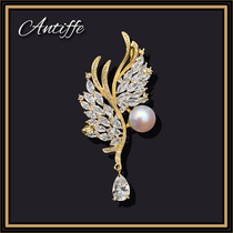 Angel wings wings corsage brooch High-end womens atmosphere luxury ins tide personality wild suit pin accessories