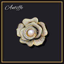 Natural pearl rose flower brooch High-grade female corsage pin Korean luxury fashion atmospheric coat accessories