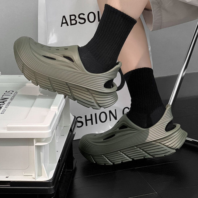 Eva Thick-Soled soft sole Closed-Toe Men's Clogs, New Summer Style, Suitable for Indoor and Outdoor Use, Odor-Resistant, Non-Slip