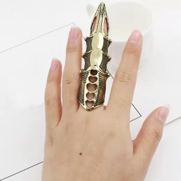 [Цирковой перстень Дanganronpa Finger Bone]