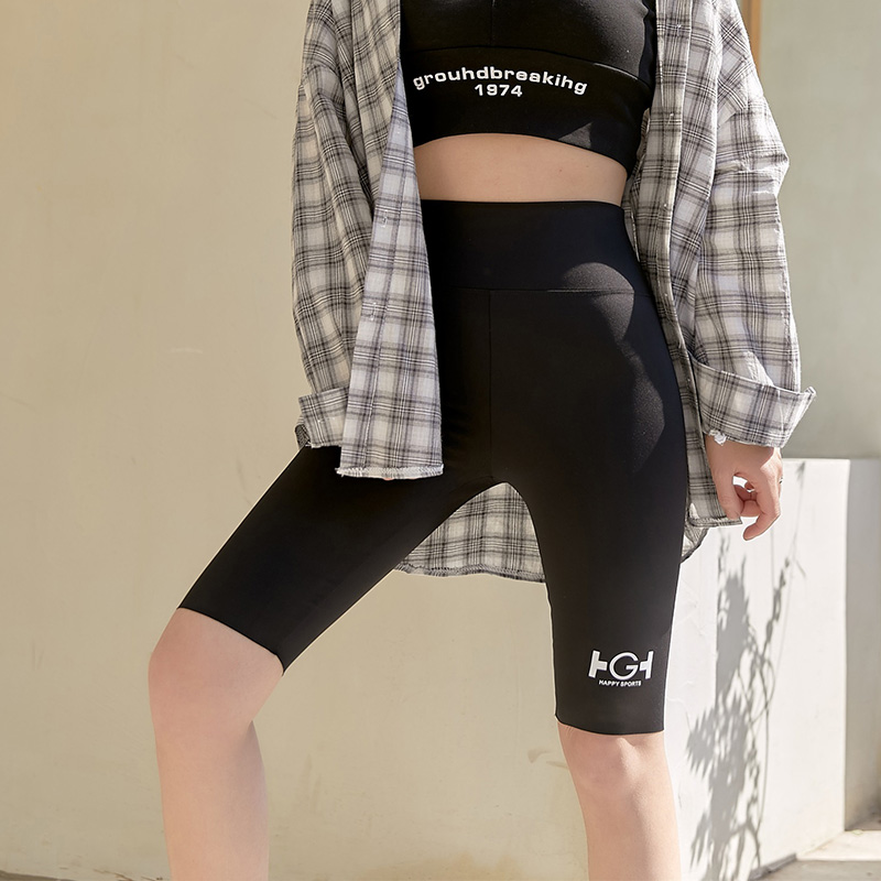 S007 Black (short pants)