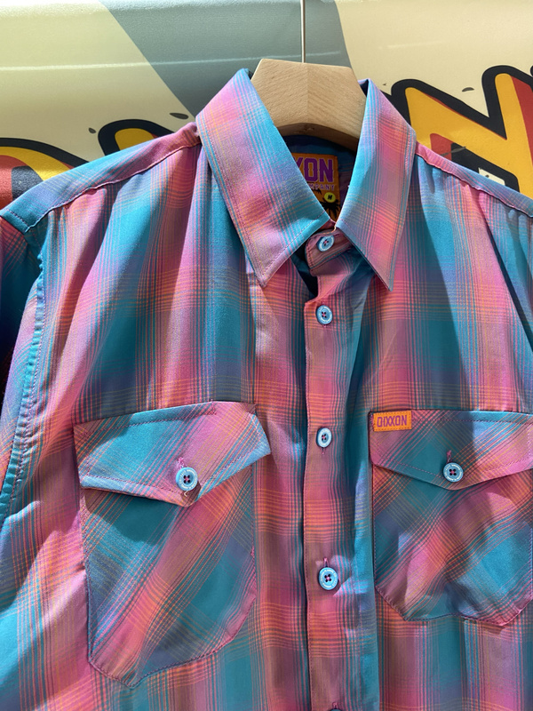Trendy West Coast Chicano Short-Sleeve Shirt for Men,  Blue and Pink Gradient Plaid Ice-Feel Oversized Shirt