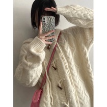 Hooded sweater coat womens small autumn and winter white twist Japanese style lazy Korean style gentle knitted cardigan top