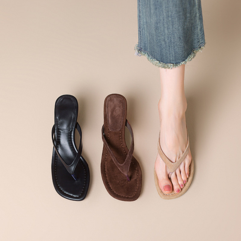 Italy Raraente~! French-Style Frosted Sheepskin Round-Toe Thong Sandals with Stiletto Heels for Outdoor Wear
