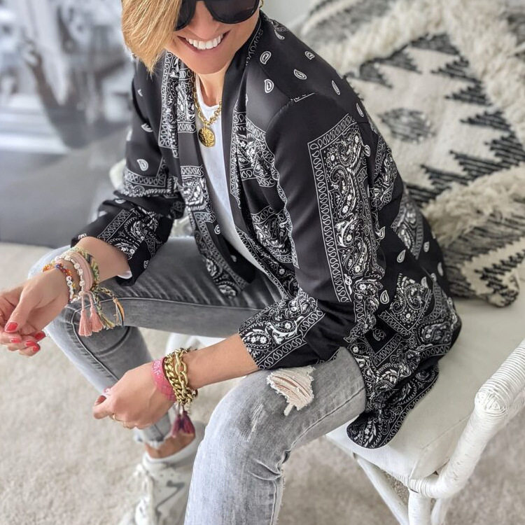 2021 Женская куртка с длинными рукавами в печеночном костюме 