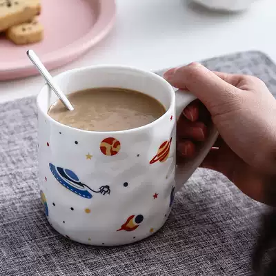 Nordic ceramic mug Microwave oven household hot milk cup Girl cute couple cup Breakfast cup with lid spoon