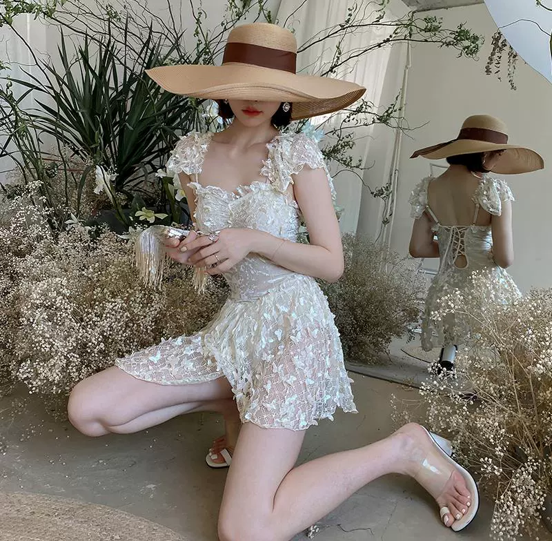 Áo tắm nữ tắm suối nước nóng siêu tiên ngực nhỏ che bụng thon gọn sinh viên một mảnh váy bảo thủ phong cách 2020 đồ bơi mới - Bộ đồ bơi One Piece
