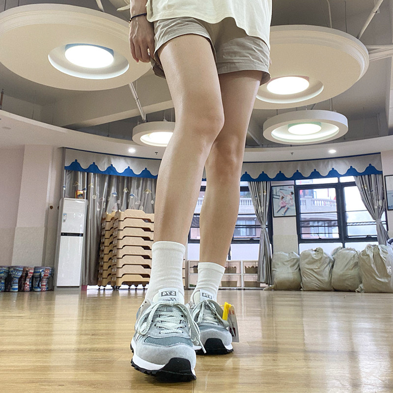 匹克鞋到底属于什么档次？普通女生也能穿出高级感！