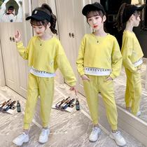 Huzhou Zhilihao Keppel childrens clothing 2021 new Zhongda girl net red Western style loose fake two-piece sweater suit