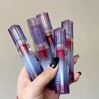 Любые две наряды (свяжитесь с цветовым номером замечаний)