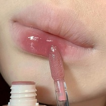 Gray powder with a gentle temperament~Iced tea fruity mirror lip glaze is long-lasting and does not fade easily forming a film glass lip