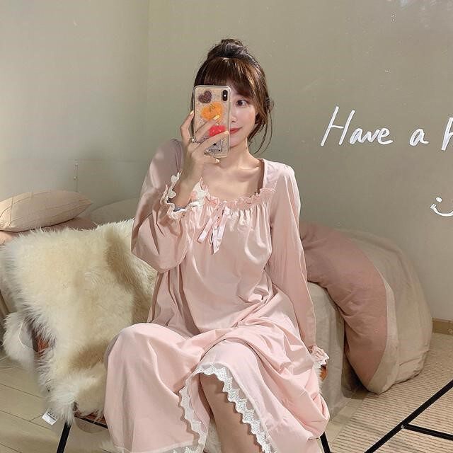 Sleepwear female lace lace lace splicing sleeping dress Korean version of the new sweet and relaxed display slim fit and comfortable long sleeve stay-at-home pyjamas