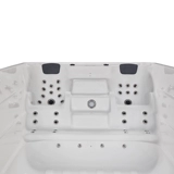 Постоянный бассейн без температуры не может отправиться на сторону фитнеса.