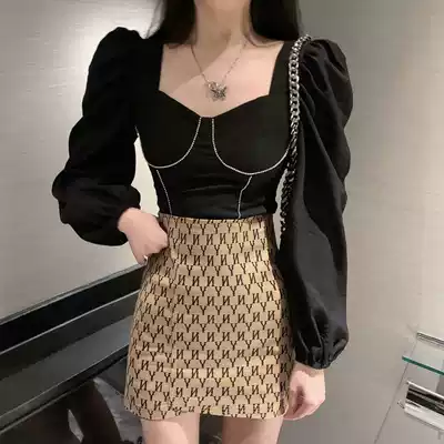 Square collar bubble sleeve t shirt female design sense niche temperament long sleeve autumn shirt Joker short top skirt