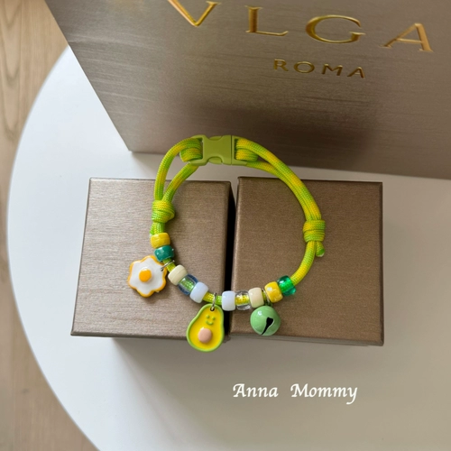 Яркий ожерелье для кошачьего кошачья кошачья кошачье кольцо.