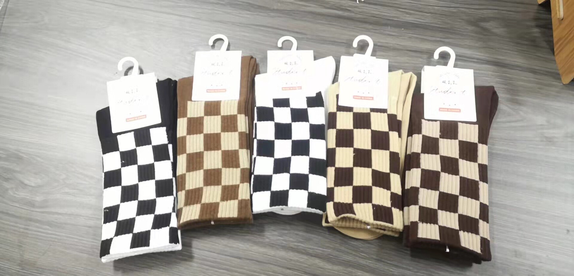 Five pairs of women's checkerboard autumn and winter