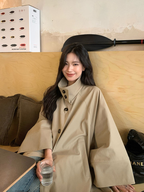 Ren Xiaoyi khaki classic Korean style loose cloak windbreaker coat for women autumn 2024 ເປືອກຫຸ້ມນອກບາງໆໃຫມ່