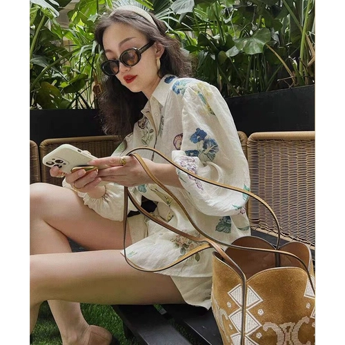 Летний комплект, рубашка, шорты, популярно в интернете, изысканный стиль, защита от солнца, свободный крой, в стиле Шанель