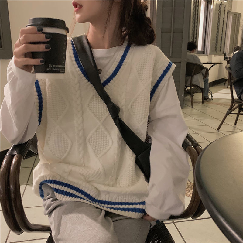 2021 springtime sweater waistcoat Korean version female outside wearing student loose V collar shoulder middle long version sleeveless jacket jacket