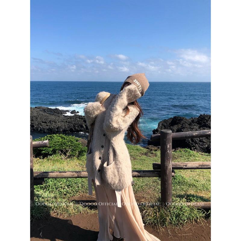 Oooooofficial「Cloudy Stroll」Autumn Lazy Style Versatile Simple Long Wool Knit Cardigan Oooooofficial「Cloudy Stroll」Autumn Lazy Style Versatile Simple Long Wool Knit Cardigan