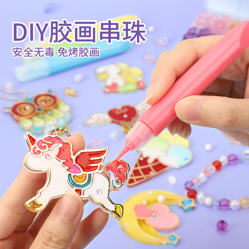 Children painted with paint This girl painted graffiti Fill color Kindergarten Painting Princess Girls Boy Puzzle Baby