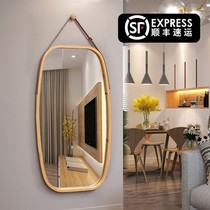 The dressing mirror can block the mirror that can be hung on the wall. The full-body bedroom ins European style can