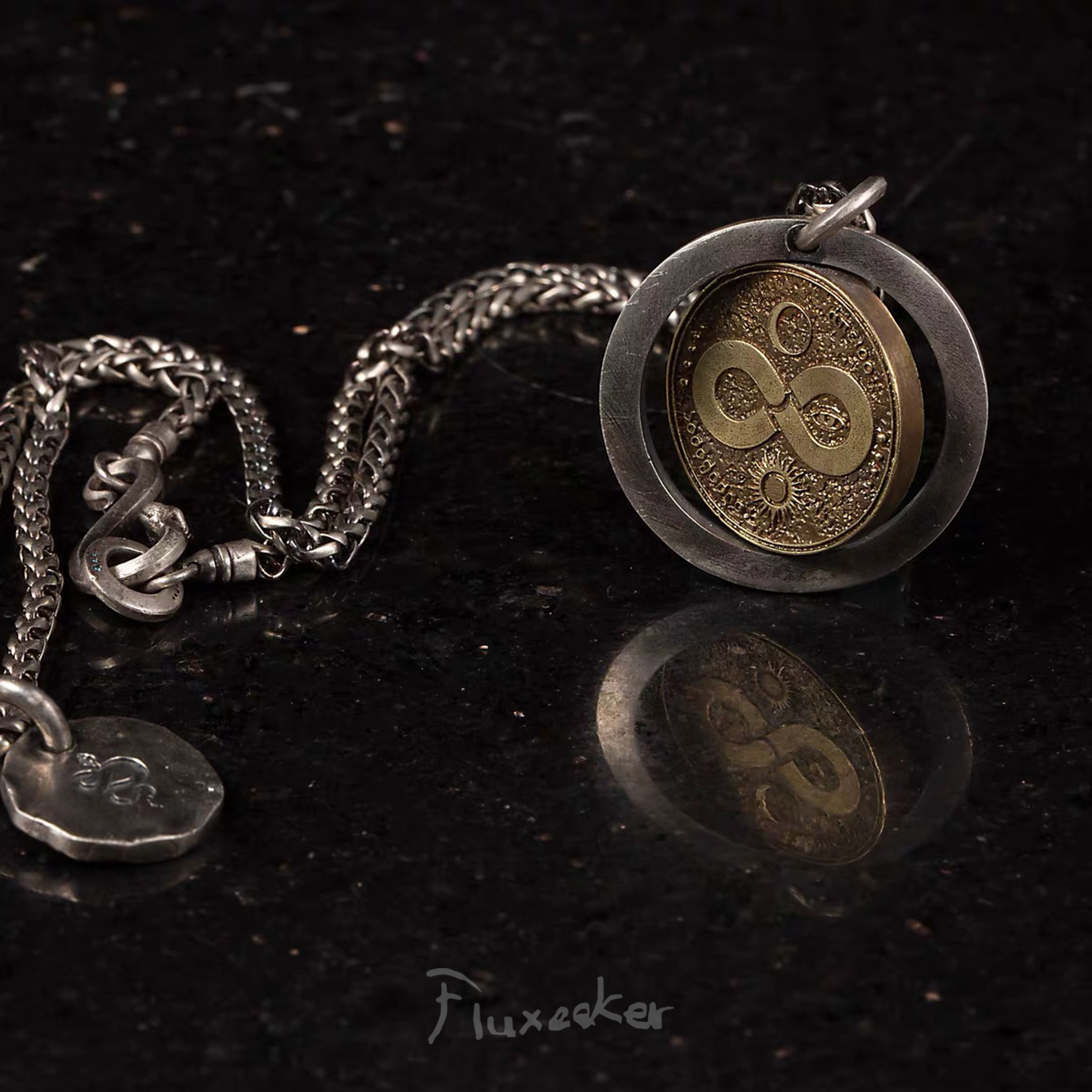 fluxeeker | boundless TRIIPLEX pure silver brass coin necklace can turn