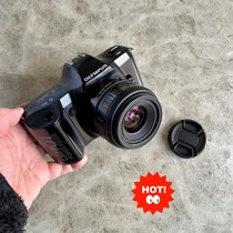 OM101 SLR camera with 35 - 70 lens