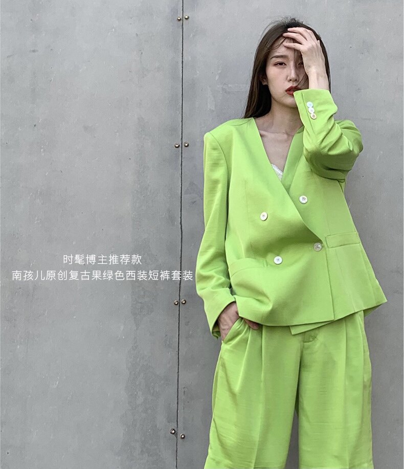 Children Nan New Original Green V - collar suit suit Bermuda shorts