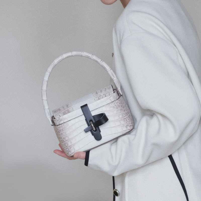 BEN by SONG Himalayan crocodile leather medium-sized national style basket bag original light luxury niche bag handmade bag