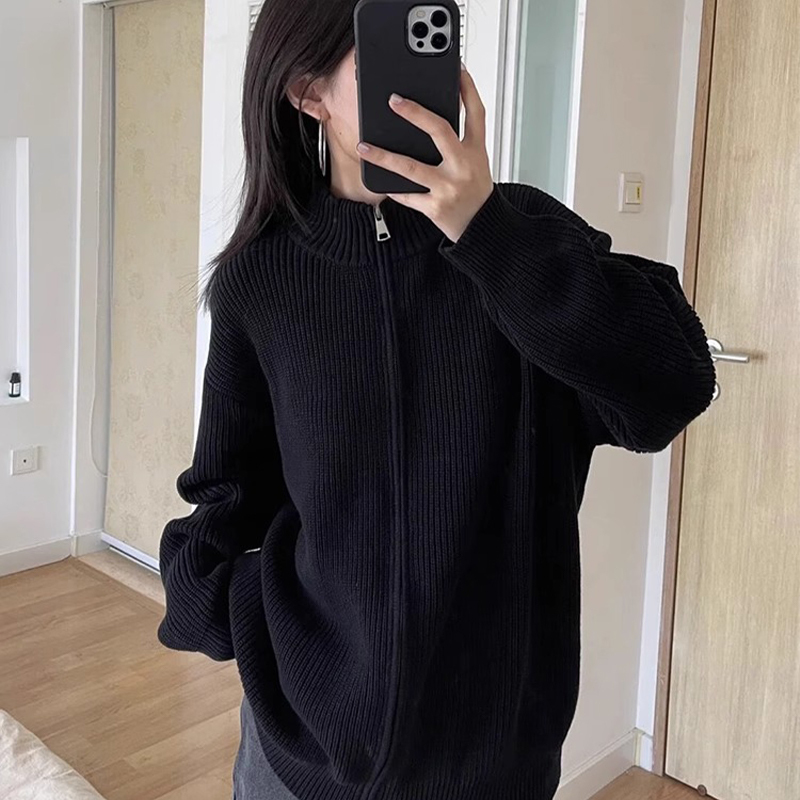 Korean-Style Navy Blue Jacket-Style Stand-Up Collar Zipper Sweater Coat for Women, Autumn and Winter Inner Layer, Soft and Cozy Round-Neck Knit Cardigan, Trendy Korean-Style Navy Blue Jacket-Style Stand-Up Collar Zipper Sweater Coat for Women, Autumn and Winter Inner Layer, Soft and Cozy Round-Neck Knit Cardigan, Trendy