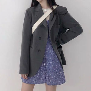 灰色小西服女韩版休闲宽松西装ins