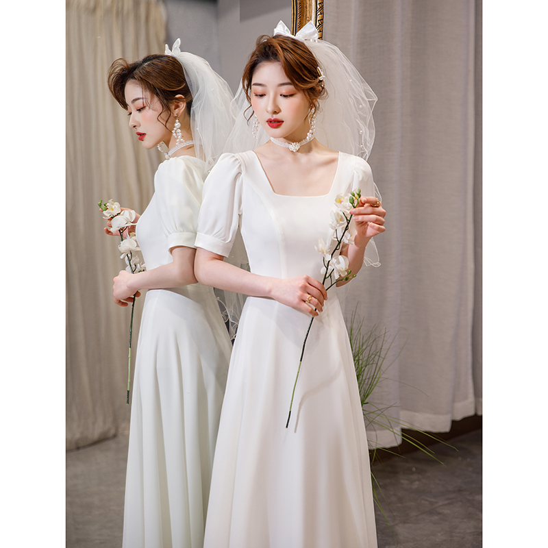 Satin French light wedding dress travel photography simple 2022 engagement certificate small white dress registration small dress white dress