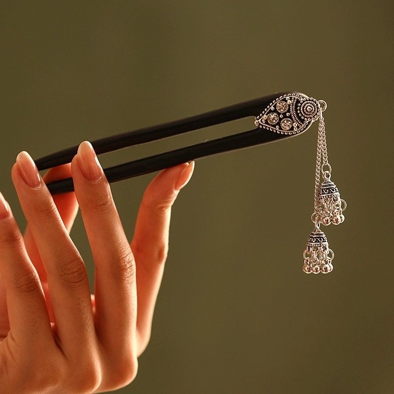 New Chinese-Style U-Shaped Sandalwood Hairpin with Ethnic and Ancient Style, Bell Tassels, Tibetan-Style Hair Accessory, Hanfu Hair Ornament