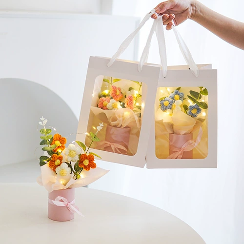 Маленький слоеный цветок ромашки, букет ручной вязки, связанный крючком из шерсти, с имитацией цветка, подарок для подруги и лучшего друга