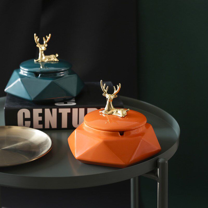 Nordic Wind Creativity with lid Decorative Light Extravagant Style Office Home Living Room Ceramic Tobacco Ashtray Trendy Anti-Fall Grey