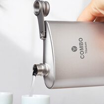 Pure titanium wine flask and wine set metal quality funnel wine glass set wine container gift box titanium square wine flask half a catty