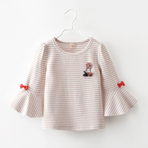 Girl t-shirt 2022 new autumn dress Korean version stripe 70% sleeve girl round collar lotus leaf edge foreign air mid-sleeve blouse t