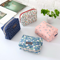 Korean cosmetic bag simple Lady mini wash bag waterproof small portable travel storage bag small square bag
