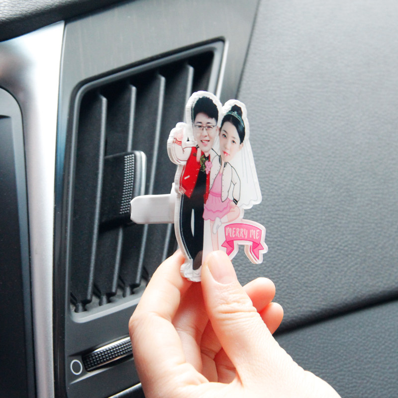On-board Air Outlet Incense Clip Photo Print Cute Inner Ornament Car Swing Piece Creative Couple Car Swing Piece