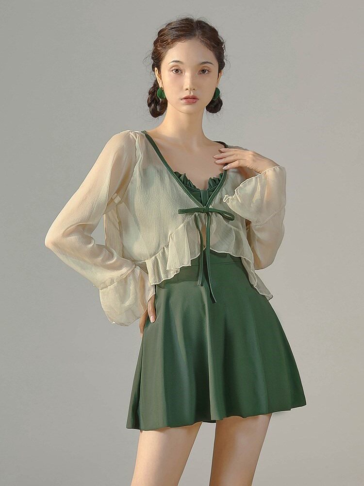 Swimsuit women's 2022 new exploits advanced senses long sleeves conservative seaside beach foam spa cover with swimsuit