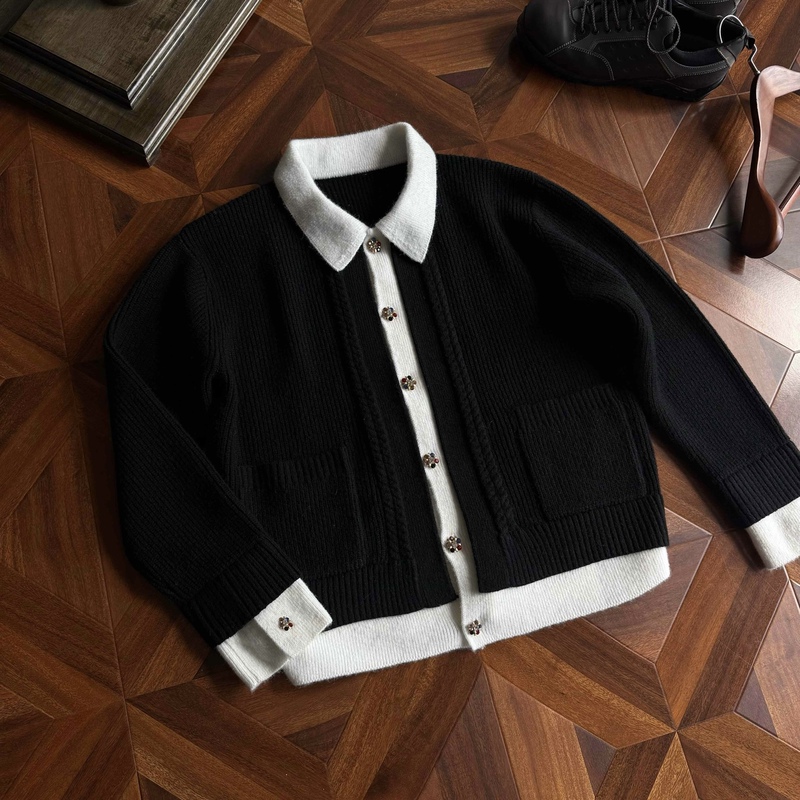 Dawnverse'Palace Gem' Faux Two-Piece Wheat Stripe Wool Sweater with Carved Gemstone Button Cardigan